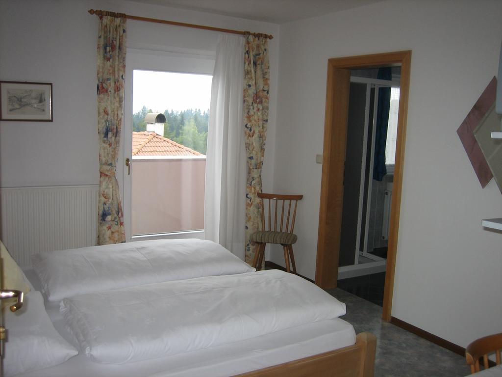 Bed and Breakfast Garni Sonnegg à Petersberg Chambre photo
